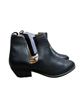 New without box Journee Signature Brigette Bootie in black size 8.5